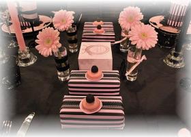 french-chic-table-set-in-rose-and-black8