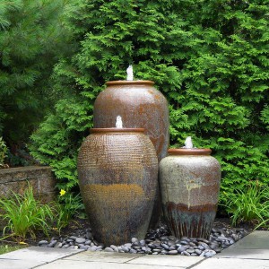 creative-use-large-pots-and-containers-in-garden20-2
