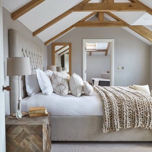 10-styles-to-create-dream-bedroom1-1