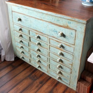 10-reasons-to-choose-antique-chest-of-drawers6-2