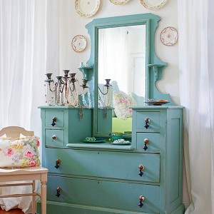 10-reasons-to-choose-antique-chest-of-drawers7-4