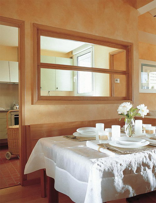 Окно между кухней и столовой: 30 вариантов дизайна в подробностях