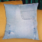 blue-jeans-pillows-pocket4.jpg