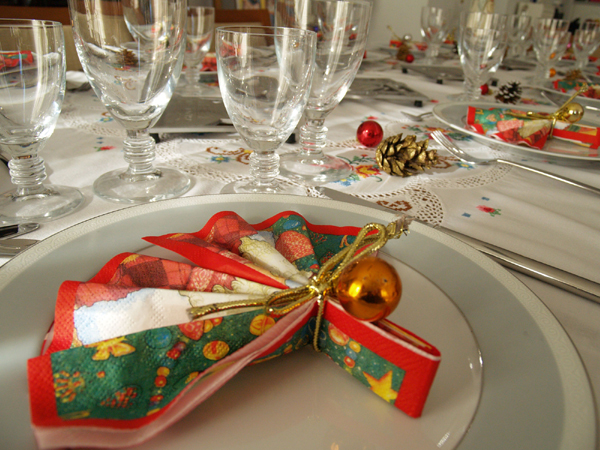 Сервировка Новогоднего стола! Christmas-decor-napkin1-1