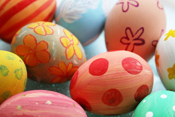 http://www.design-remont.info/wp-content/uploads/gallery/easter-table-decoration4/easter-table-decoration-eggs15.jpg