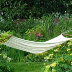 hammock-in-garden3-3.jpg