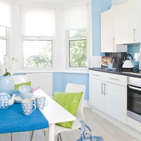 kitchen-white-plus-blue6.jpg
