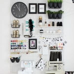 pegboard-in-homeoffice-and-craftrooms-ideas5