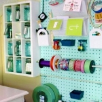 pegboard-in-homeoffice-and-craftrooms4-5