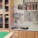 pegboard-in-homeoffice-and-craftrooms4-7