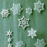 snowflakes-ornament-ideas-by-martha27.jpg