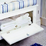 towels-storage-ideas-in-large-bathroom3-5.jpg