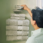 towels-storage-ideas-in-small-bathroom1-2.jpg