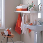towels-storage-ideas-in-small-bathroom4-4.jpg