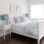 turquoise-and-white-in-bedroom2-1.jpg