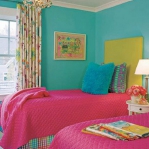 turquoise-and-pink-in-bedroom3.jpg
