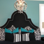 turquoise-and-black-in-bedroom3.jpg