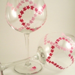 wine-glass-painting-inspiration-hearts1.jpg
