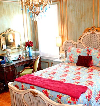 romantic-bedroom-in-flowers1