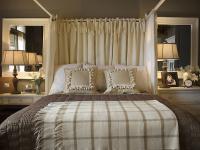 romantic-bedroom-in-monochrome5