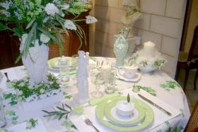ancient-greek-style-table-setting3