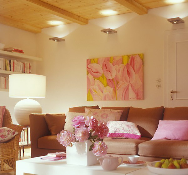 add-southern-charme-in-livingroom