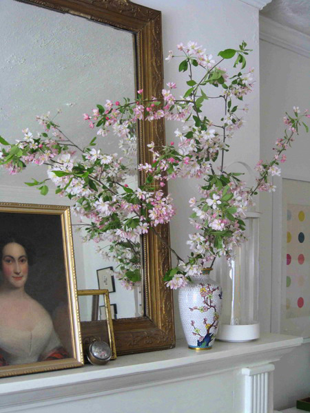 blooming-branches-in-home