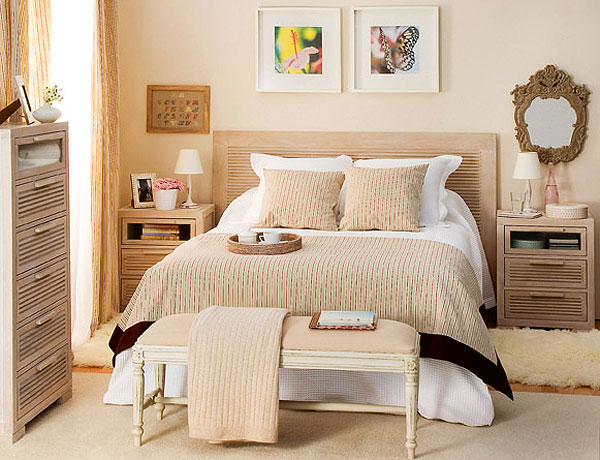 cream-and-tea-rose-shades-in-bedroom