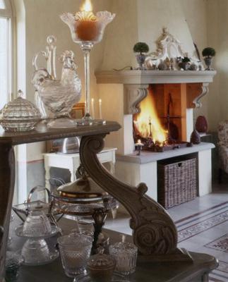 antique-furniture-and-decor-by-em3