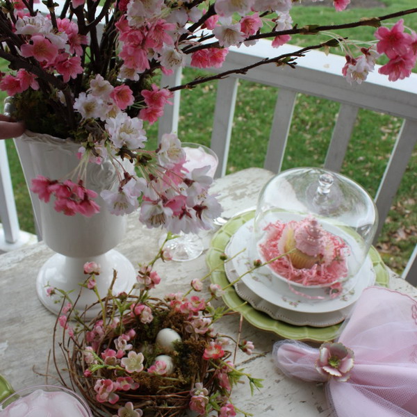 blooming-branches-spring-table-setting