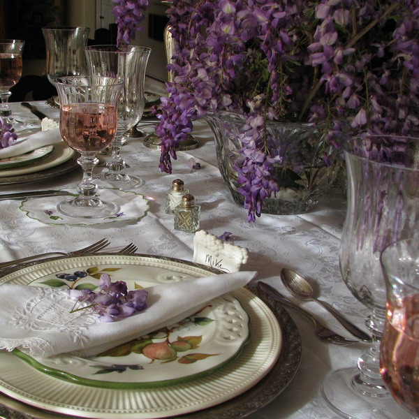 wisteria-branch-table-setting