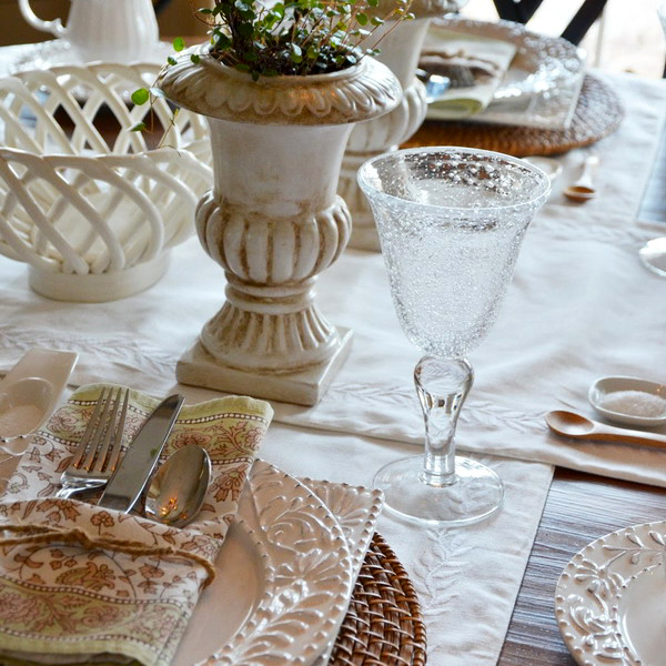 casual-table-setting