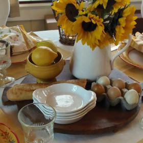 breakfast-in-provence-table-setting11