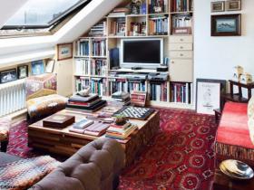 small-livingroom-30-french-ideas24