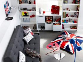 small-livingroom-30-french-ideas25