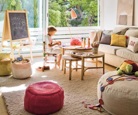 livingroom-for-childrens-and-parents1