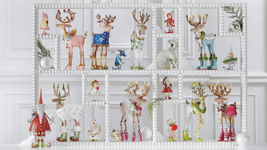 reindeers-and-elves-figurines-collection1