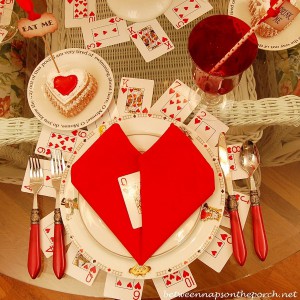 alice-in-wonderland-valentine-day-table-setting12