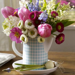 spring-flowers-creative-vases3-3-2