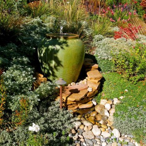 how-to-choose-fountain-for-your-garden5-1
