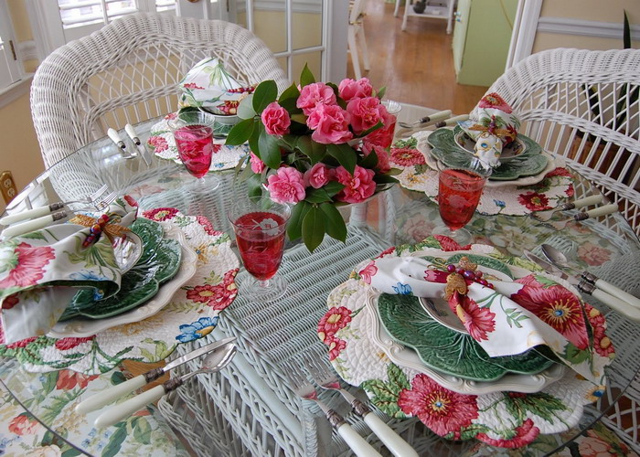 spring-tablescape-with-camellias2
