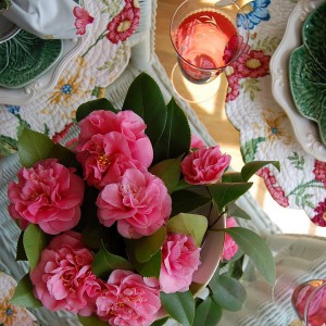 spring-tablescape-with-camellias8