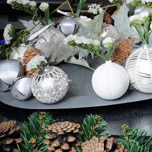 white-silver-christmas-floral-centerpiece-step6-2