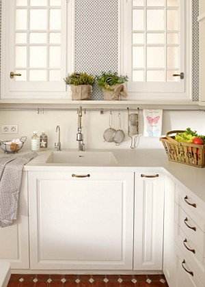 one-small-l-shaped-kitchen4