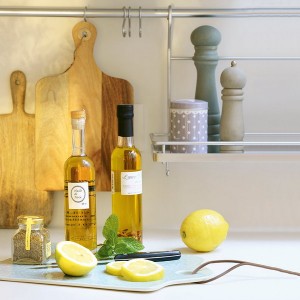 one-small-l-shaped-kitchen6