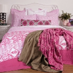 bedroom-in-colorful-ethnic-style-by-zara1-3.jpg
