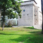 castle-villas-in-italy1-1.jpg