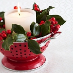christmas-cranberry-and-red-berries-candles-decorating2-2.jpg