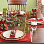 christmas-cranberry-and-red-berries-decorating-misc2-2.jpg