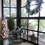 christmas-windows-decoration-windowsill6.jpg